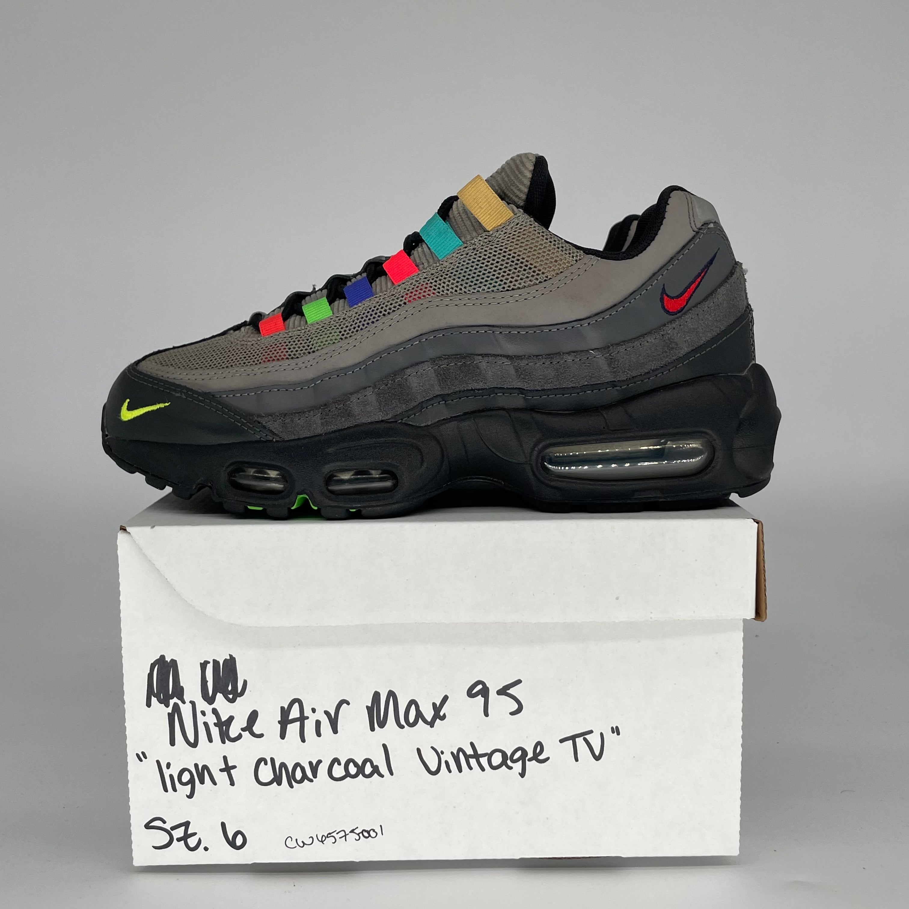 NIKE AIR MAX 95 LIGHT CHARCOAL VINTAGE TV SIZE 6 CQ6575-001
