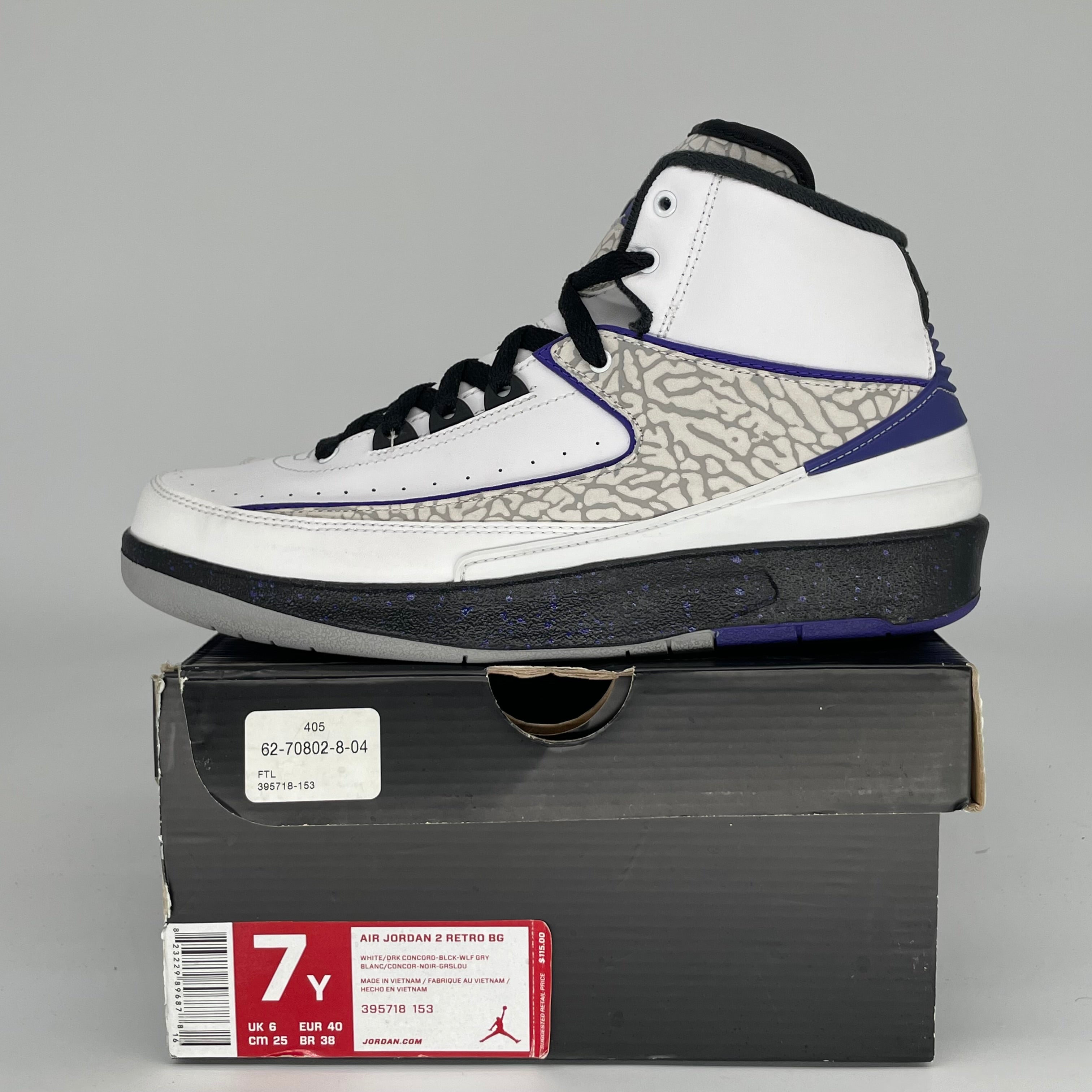 AIR JORDAN 2 DARK CONCORD SIZE 7Y 395718-153