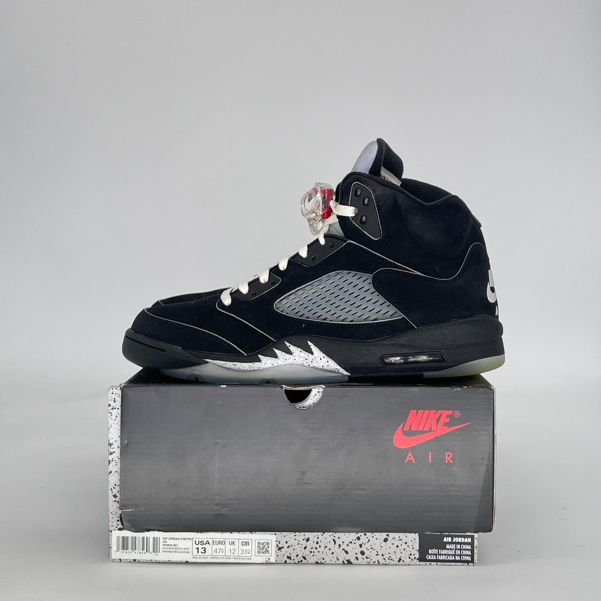 Jordan 5 Retro OG Black Metallic Reimagined