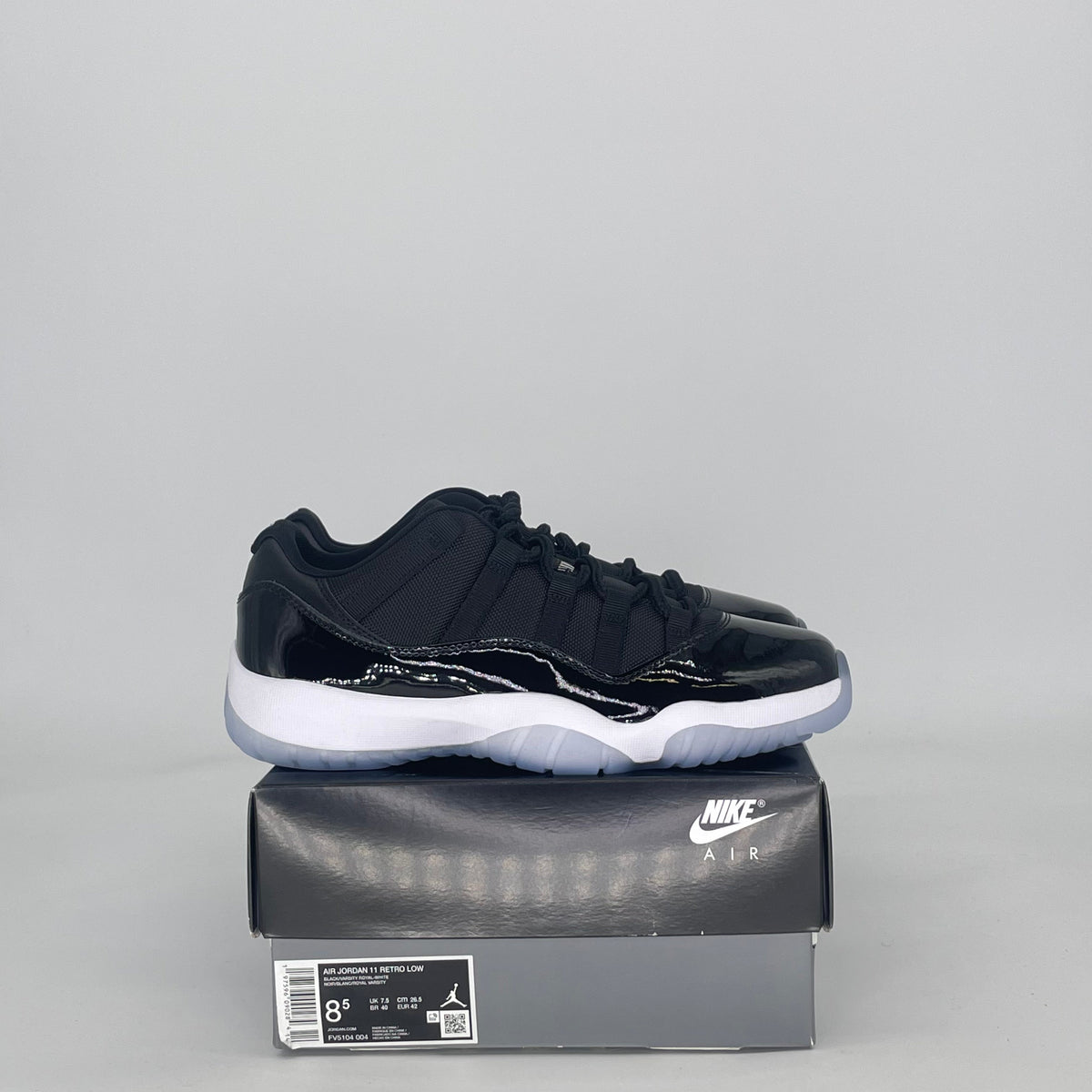 Jordan 11 Retro Low Space Jam