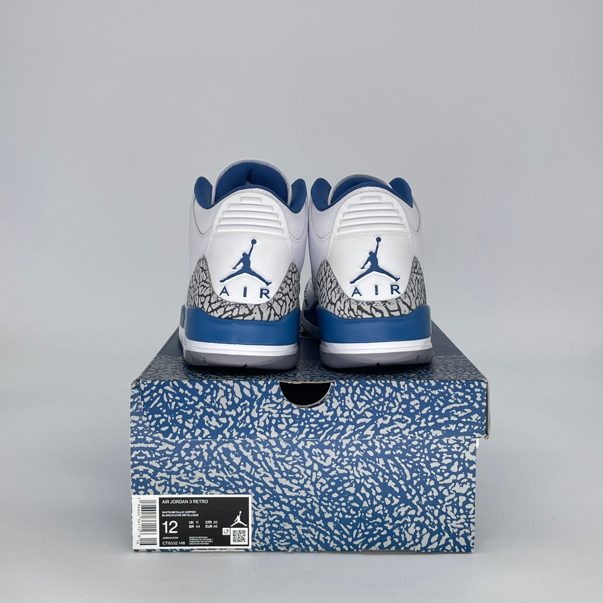 Jordan 3 Retro Wizards