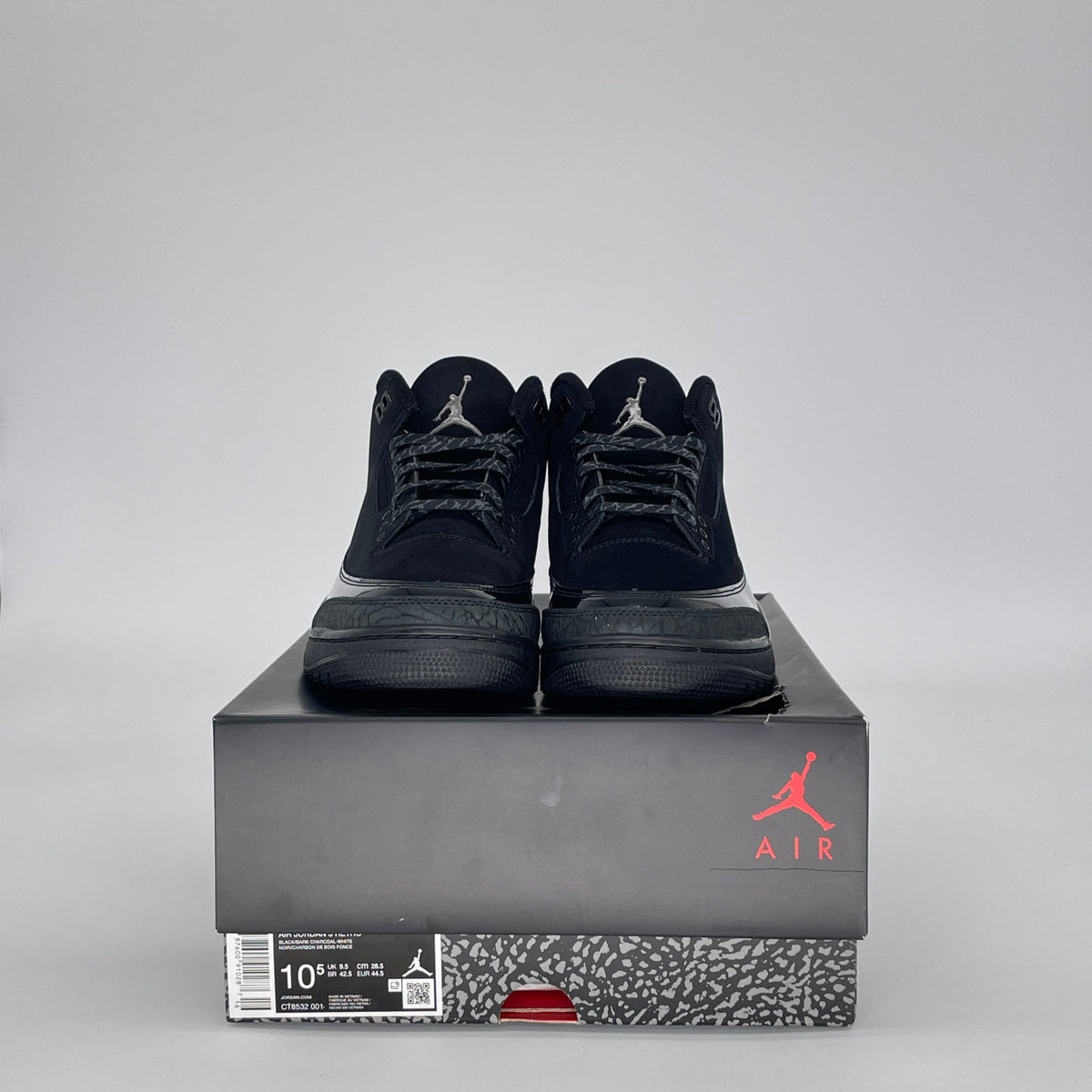 Jordan 3 Retro Black Cat (2025)