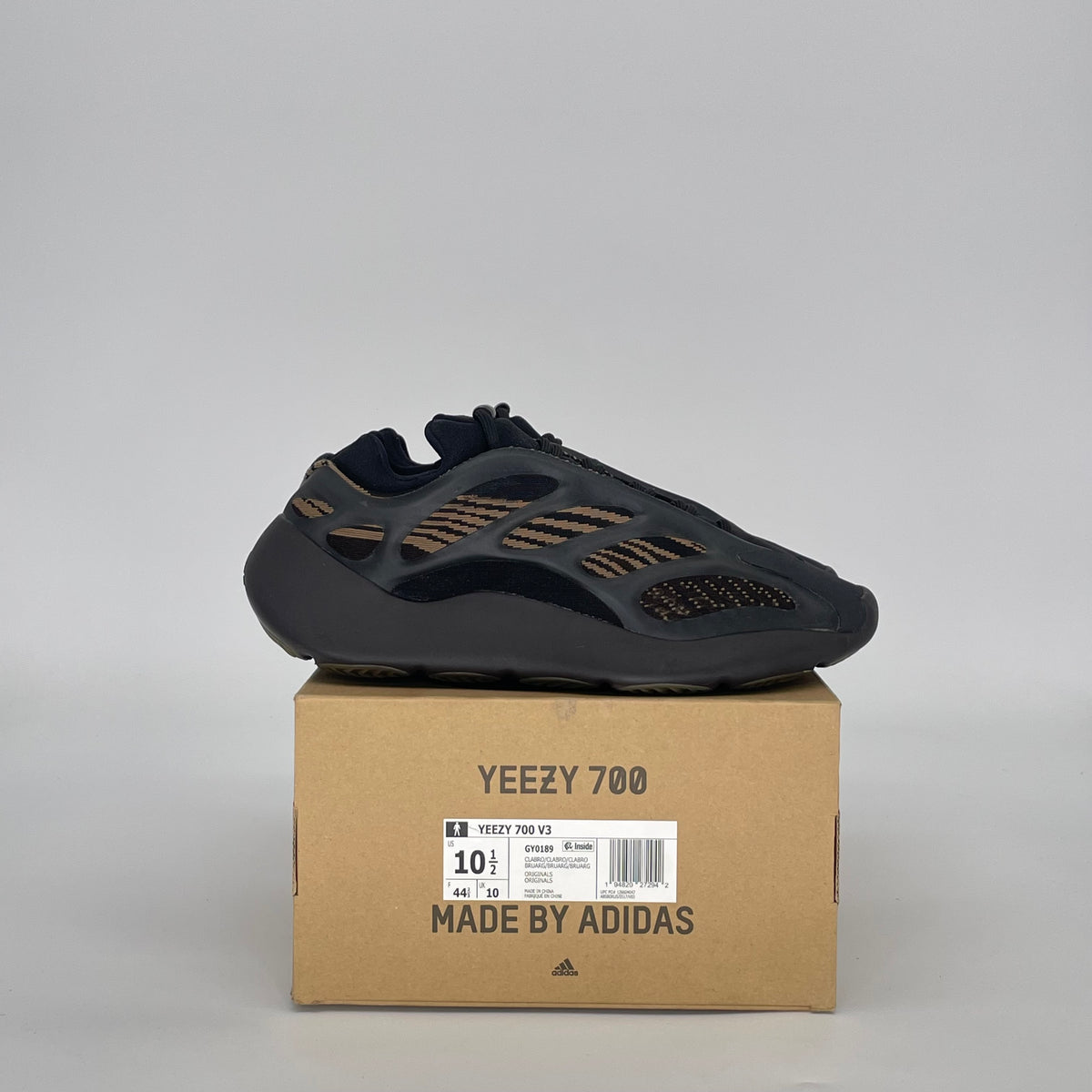 adidas Yeezy 700 V3 Clay Brown