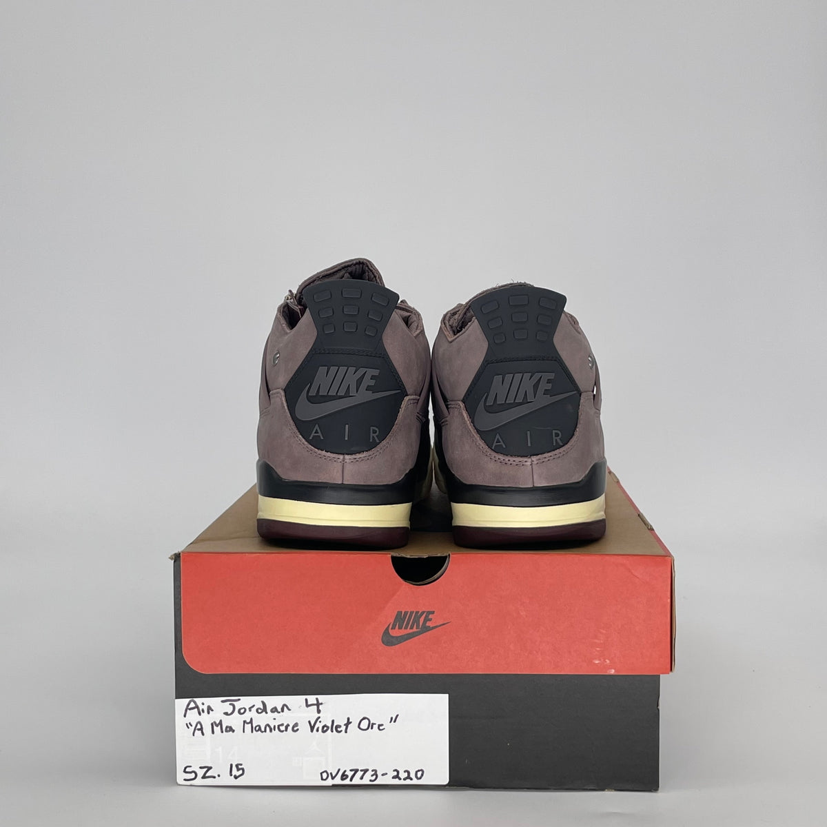 Jordan 4 Retro SP A Ma Maniére Violet Ore
