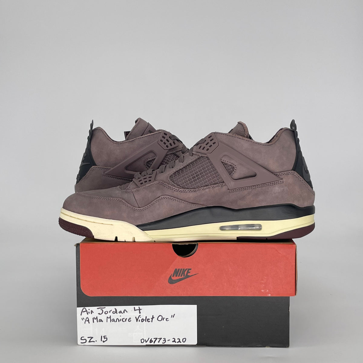 Jordan 4 Retro SP A Ma Maniére Violet Ore