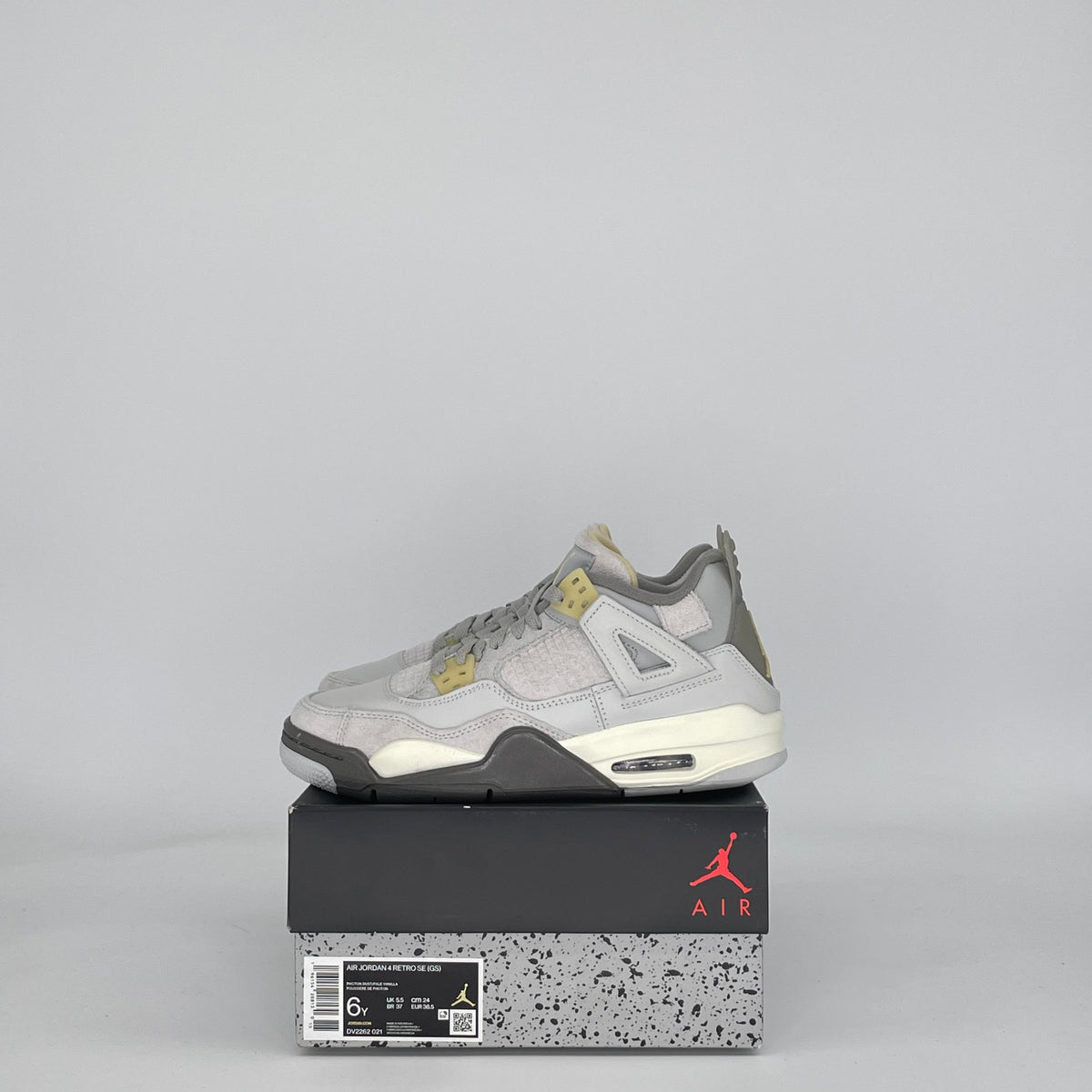 Jordan 4 Retro SE Craft Photon Dust (GS)
