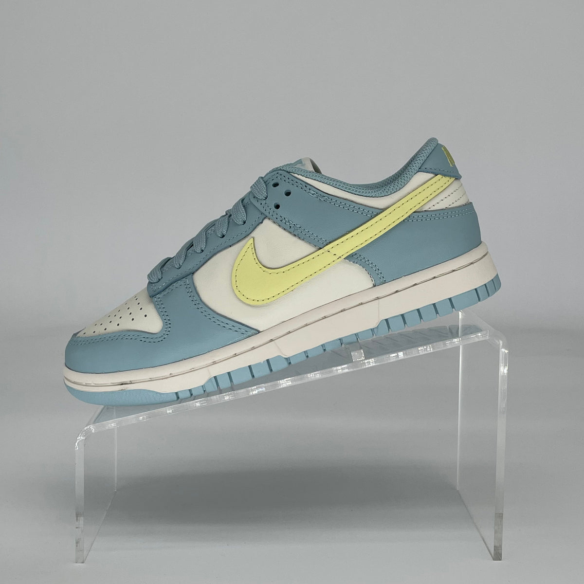 Nike Dunk Low Ocean Bliss Citron Tint (Women's)
