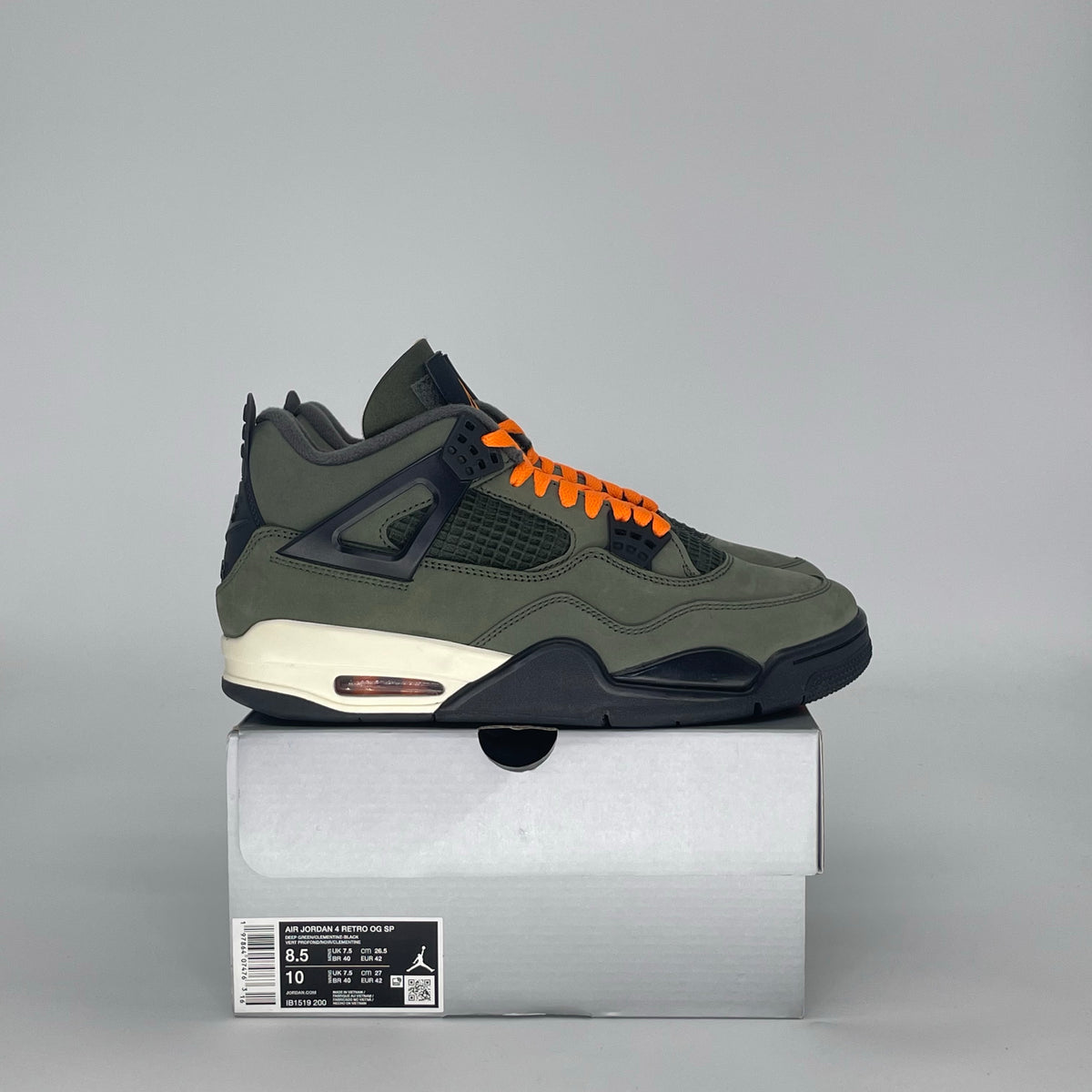 Jordan 4 Retro OG SP Undefeated (2025)